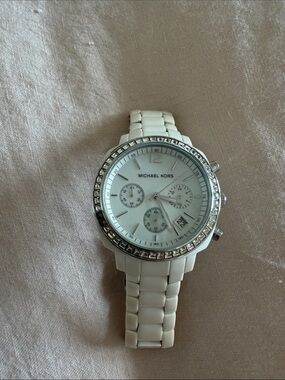 Vintage Michael Kors White Ceramic Chronograph Watch with Crystal Bezel